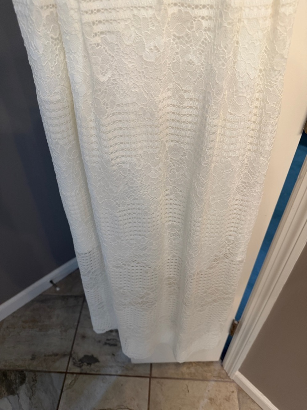 Chelsea28 White Lace Spaghetti-Strap Midi Dress - Picture 4 of 11